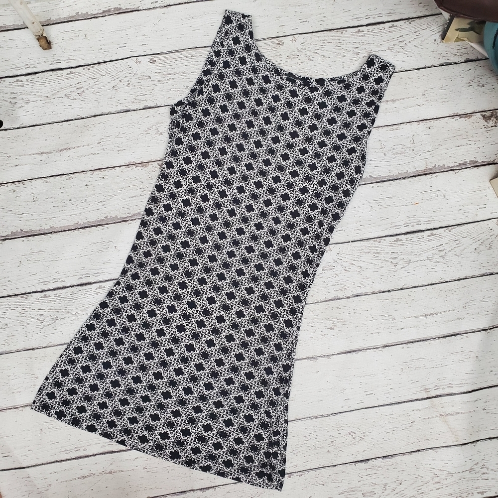 Nicole Miller Dresses   Sleeveless Fitted Dress